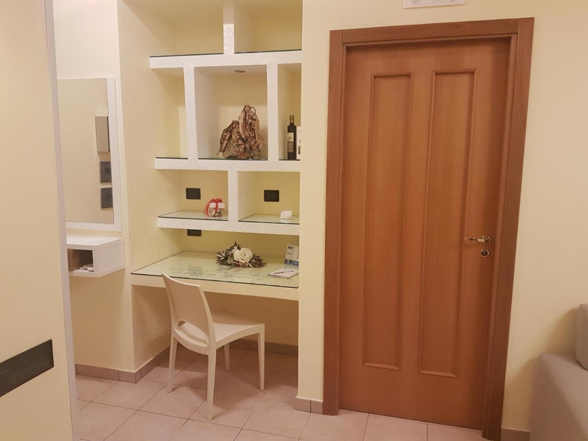 B&B Mary Grace Rossano Stazione Ngoại thất bức ảnh