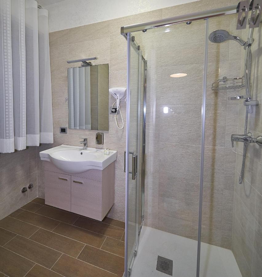 B&B Mary Grace Rossano Stazione Ngoại thất bức ảnh