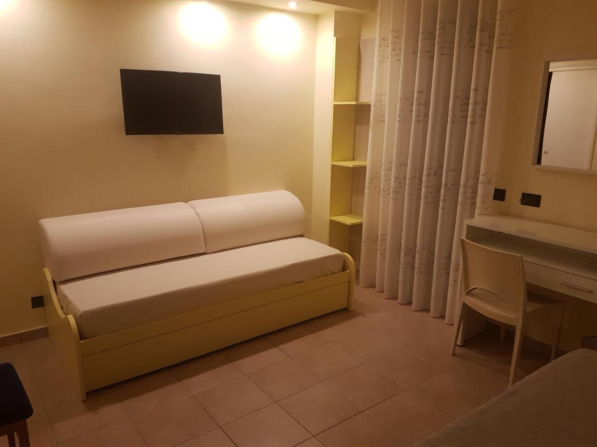 B&B Mary Grace Rossano Stazione Ngoại thất bức ảnh